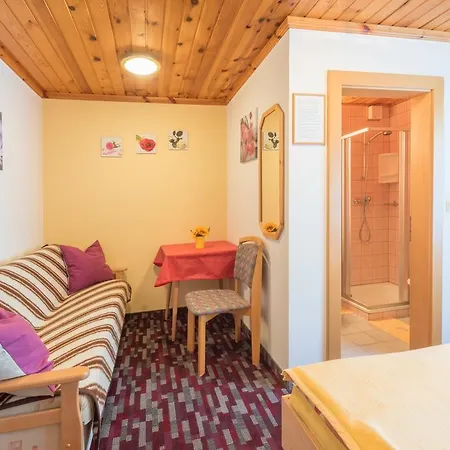 Bed & Breakfast Inge Klaushofer Faistenau